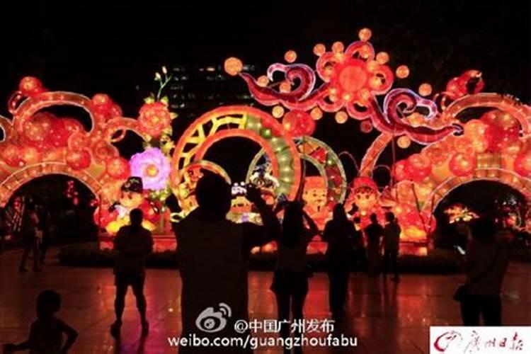 2025年怎么化解太岁符