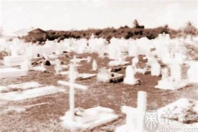 为老人找坟地须要老人的八字吗？