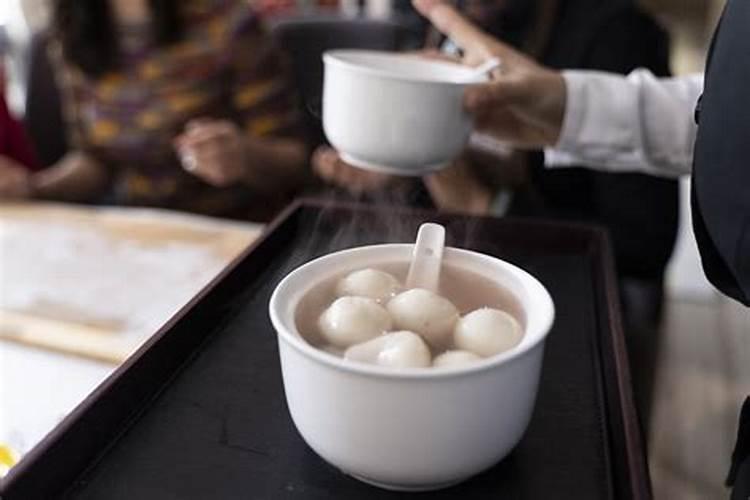 属狗不能和哪些生肖配对？ 属狗的不能和属什么的在一起