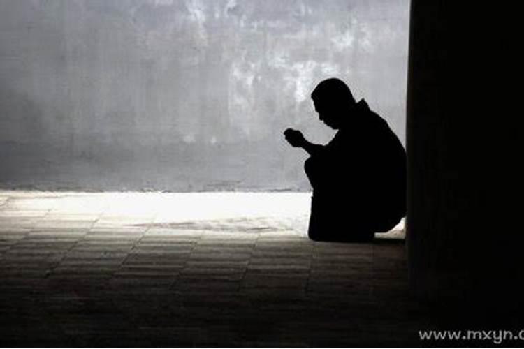 晚上做梦梦见去世的人,而且还在梦中跟他说话。这意味着什么征兆？百度...
