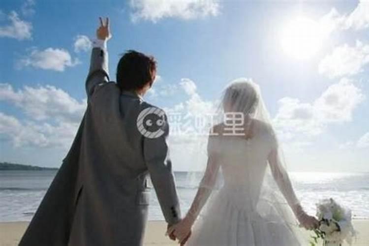 梦见自己的前妻和孩子