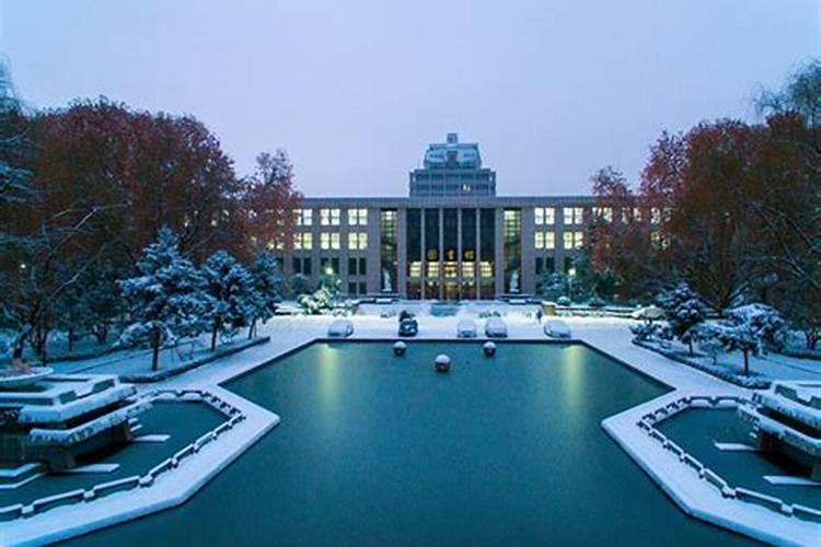 梦见学校是什么意思啊