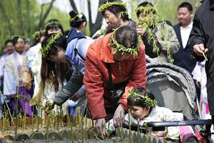梦见自己长白头发 周公解梦分析是什么意思