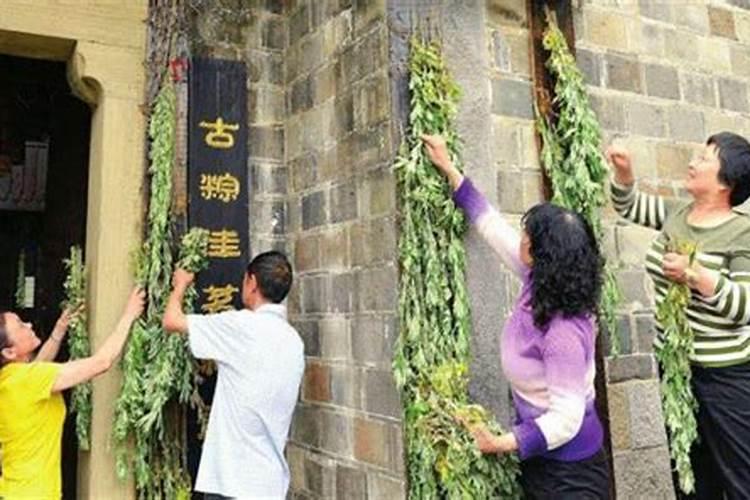 柳枝放在门口辟邪吗？