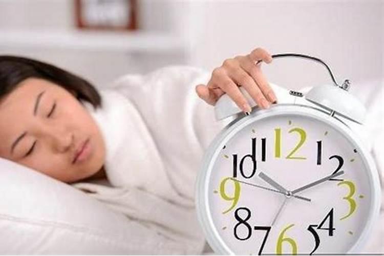 大年初一熬夜到几点