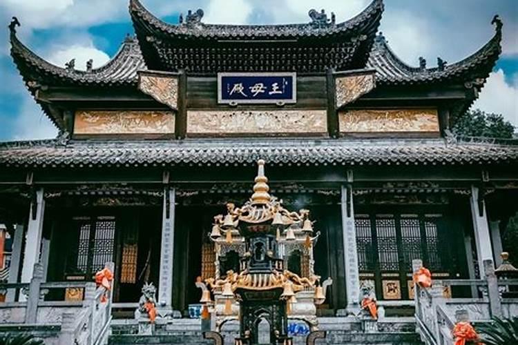 梦见老虎咬自己是什么预兆