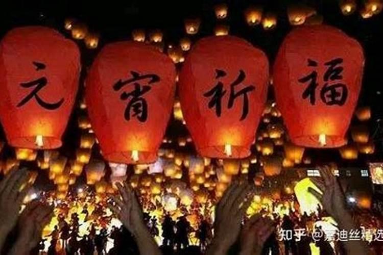 属虎女本命年戴什么好,黄水晶/红绳