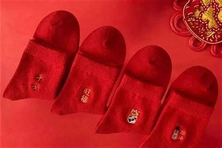 本命年穿红色要穿多久 本命年穿红色要戴什么