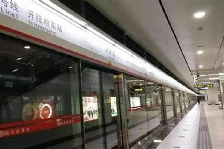 亲们 哈尔滨地铁春节第一班车是几点的啊 跪求