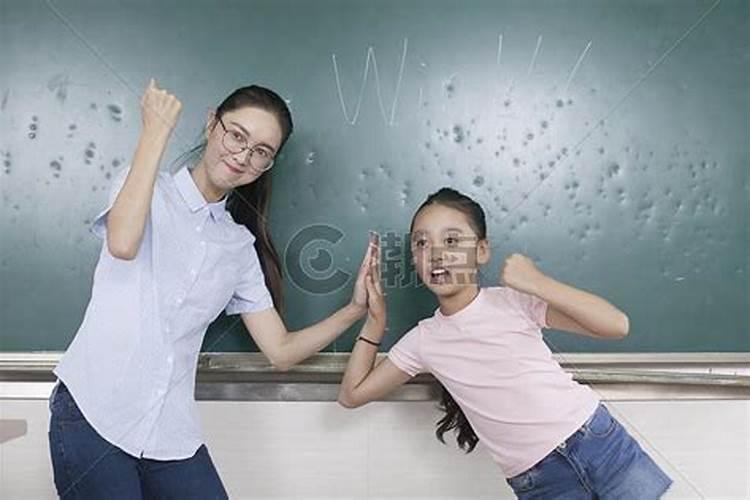 梦见自己女同学亲密接触的预兆