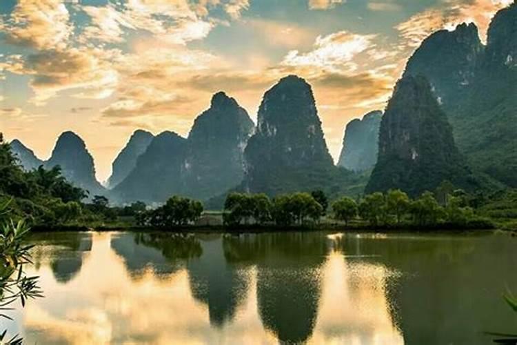 虎年戴什么生肖挂件好属虎本命年佩戴什么好