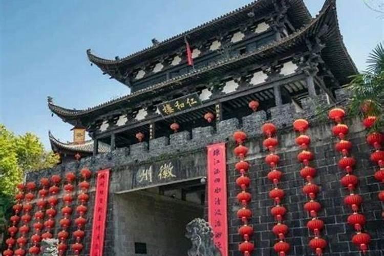 属鸡的上等婚配属相 鸡牛三合结婚大吉