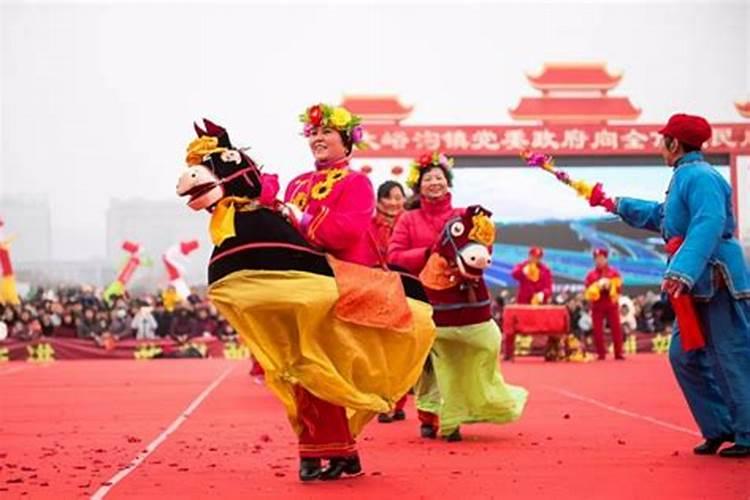 2024央视跨年晚会是直播还是录播