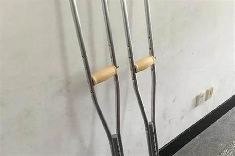 梦见死去的老人又要死了