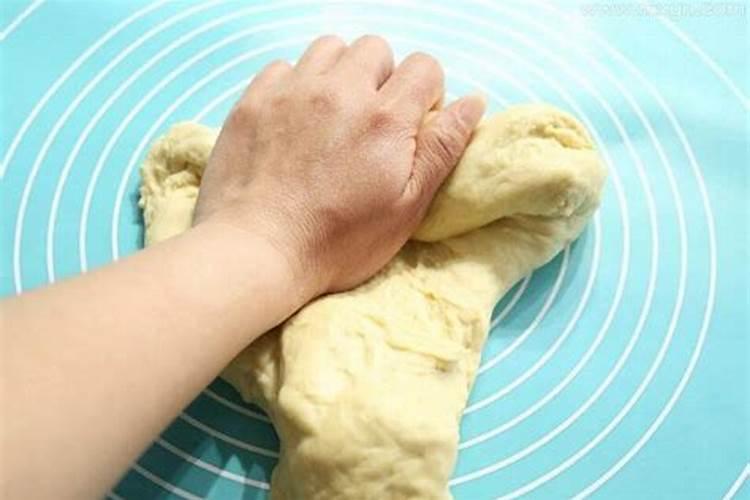 梦见别人钓鱼一钓就上钩有什么征兆