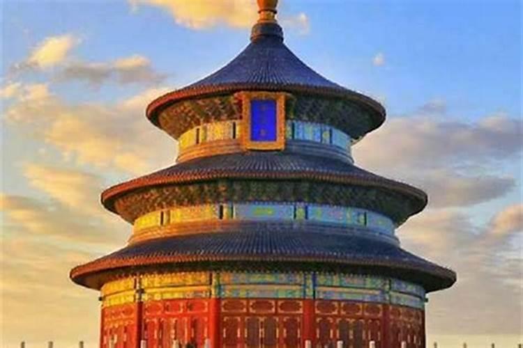 属蛇出生年月日时辰命运详解家成业就财利顺风？