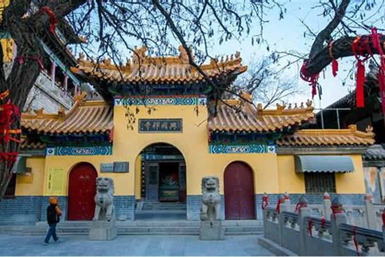 梦见朋友来家里吃饭有什么征兆