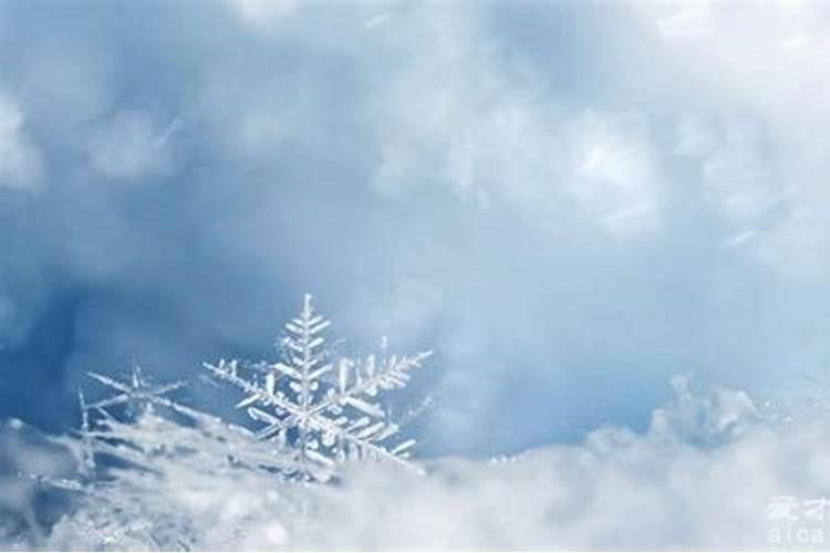 梦见下雪是什么寓意 梦见下雪是什么意思