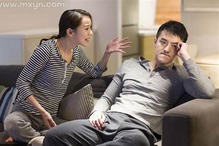 离婚女人梦见与前夫争吵