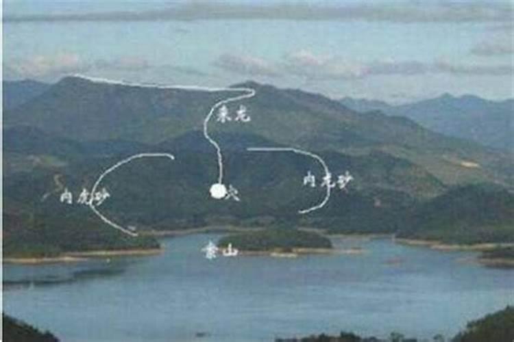看坟地五口诀怎么看准？