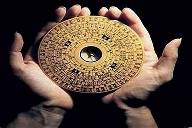怎么以八字排盘看什么时候结婚？