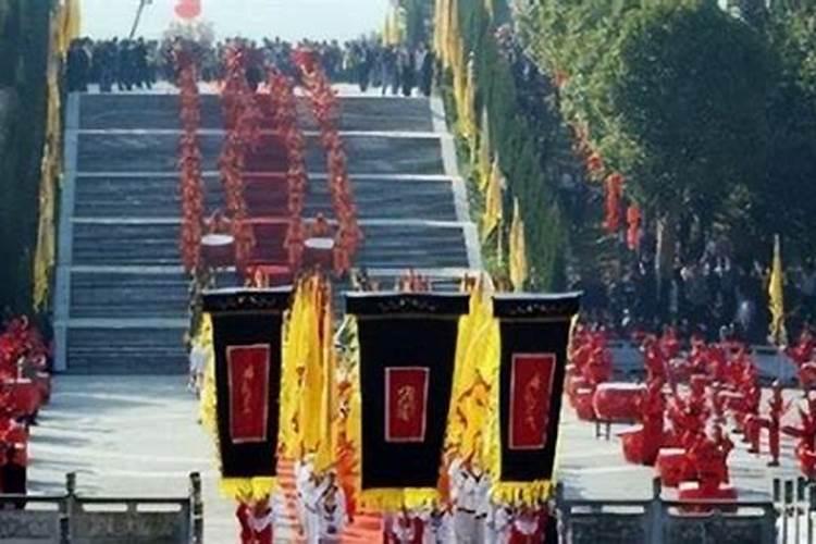婚姻要不要听算命的,感情运势算命的说得准吗