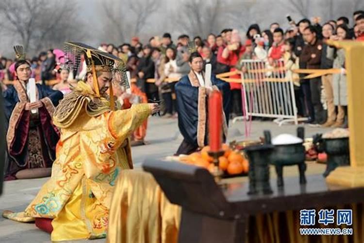 69年属鸡人在2025年的全年运势