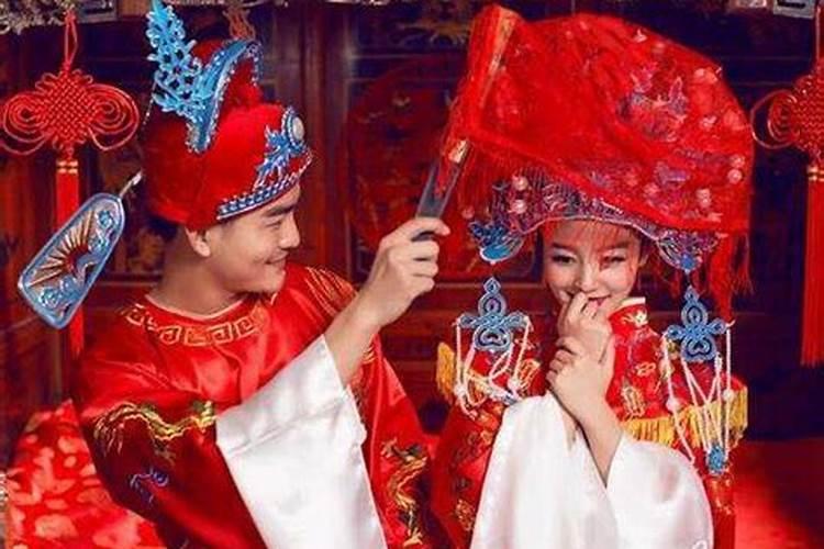 2025属蛇本命年可以结婚吗 2025属蛇本命年注意什么