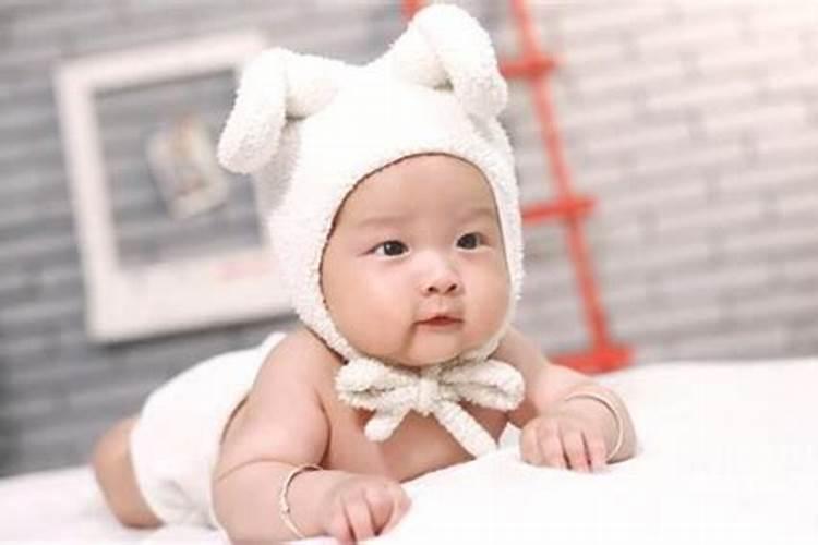 梦见给去世的妈妈烧香烧不燃什么意思？