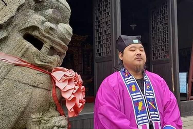 鬼节上坟有什么讲究时间