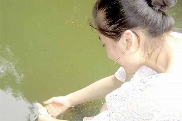 孕妇梦见抓鱼是什么意思？  百度宝宝知道