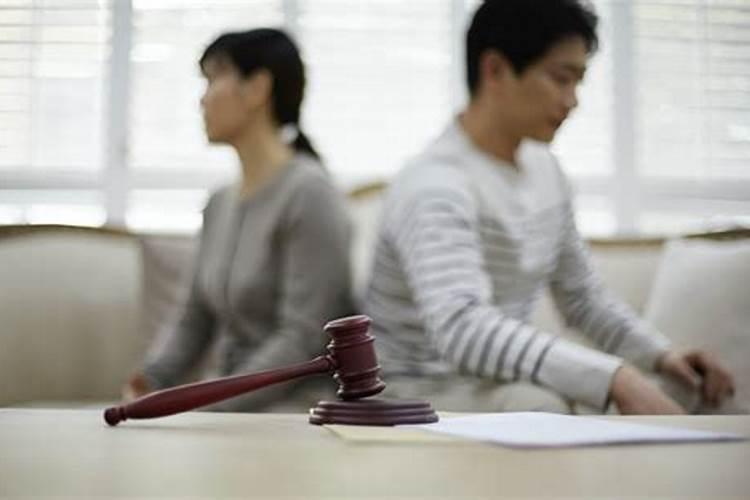 离婚的女人梦见前夫和孩子