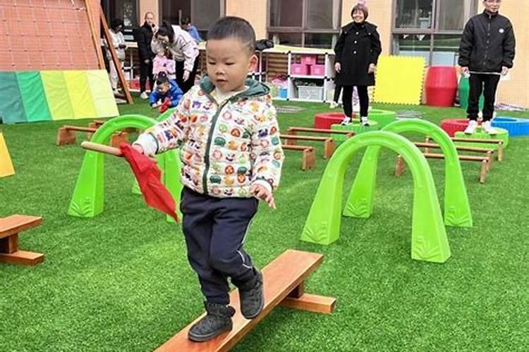 属鸡的犯太岁应该戴什么,犯太岁佩戴什么化解