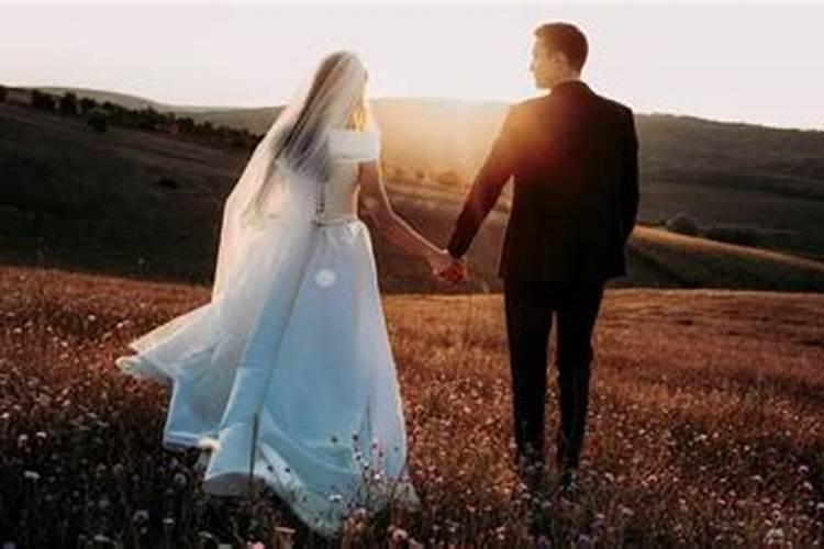 梦见老婆和别人结婚什么预兆(梦见老婆和别人结婚什么意思)