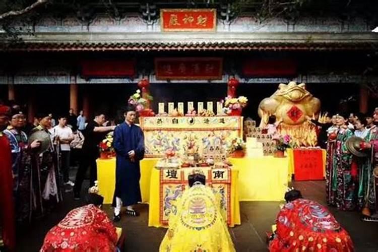 看生辰八字看婚姻超准,生辰八字测姻缘