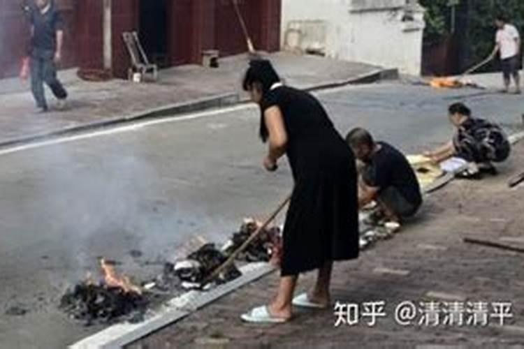 犯太岁蕞灵验化解方法(寺庙祈福)