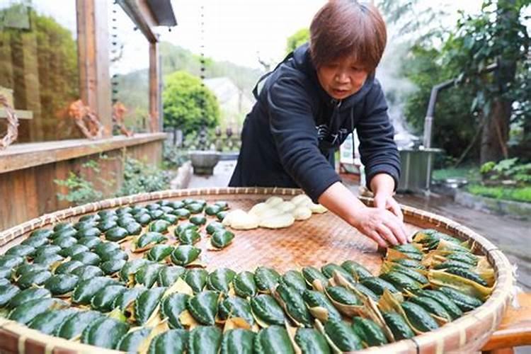 敬菩萨供品一般供几个