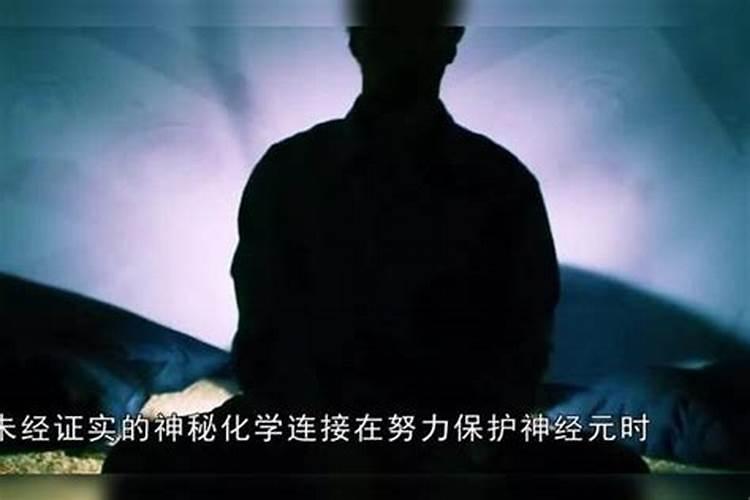 父亲去世后,在世女儿为他诵经回向他是否能收到？