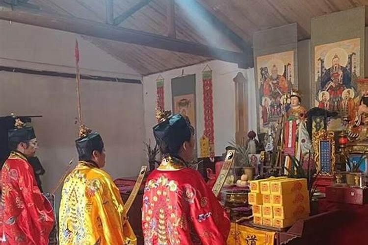 犯太岁和破太岁的区别,犯太岁什么意思如何化解
