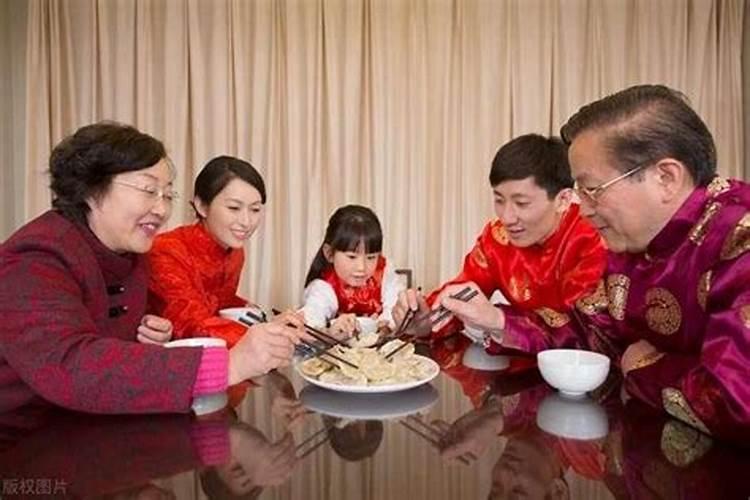 2025年除夕是农历几月几日