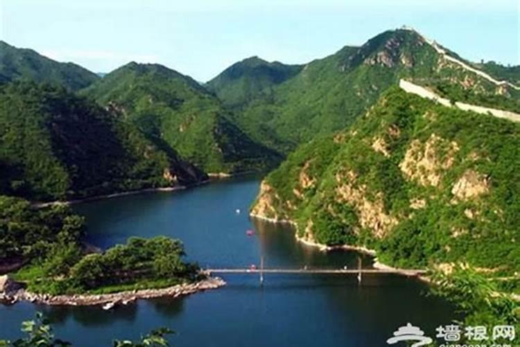 我在网上让人算命,告诉了他生辰八字名字,照片,和手纹。他会不会害我啊...