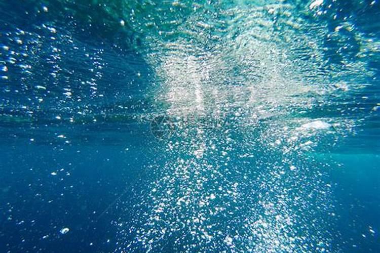 梦见海水 为什么梦见海水