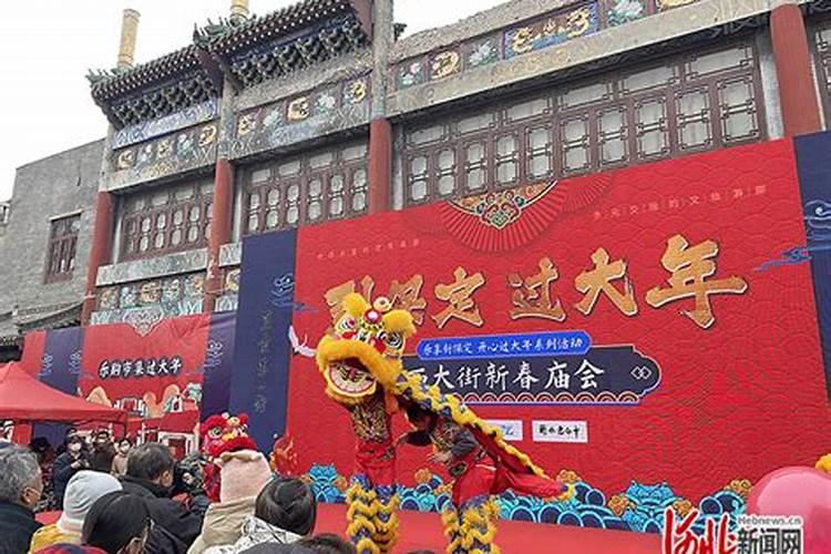 属蛇人出生年月日时命运大全