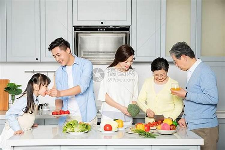 梦见自己老婆和别的男人在一块的预兆