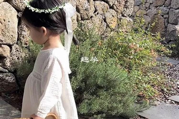 备孕妈妈总是梦见身边有个小女孩是不是要生个女孩  百度宝宝知道