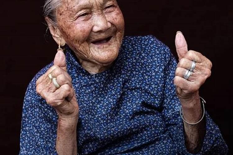 男兔女鸡有过一辈子的吗