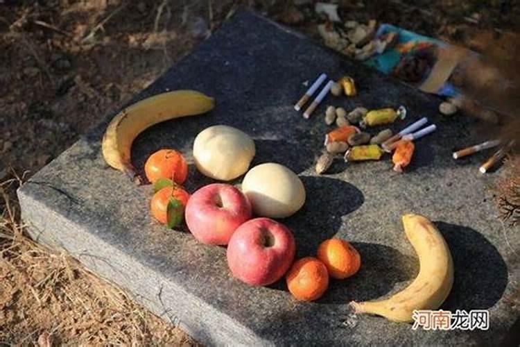 梦见死人在棺材复活的预兆