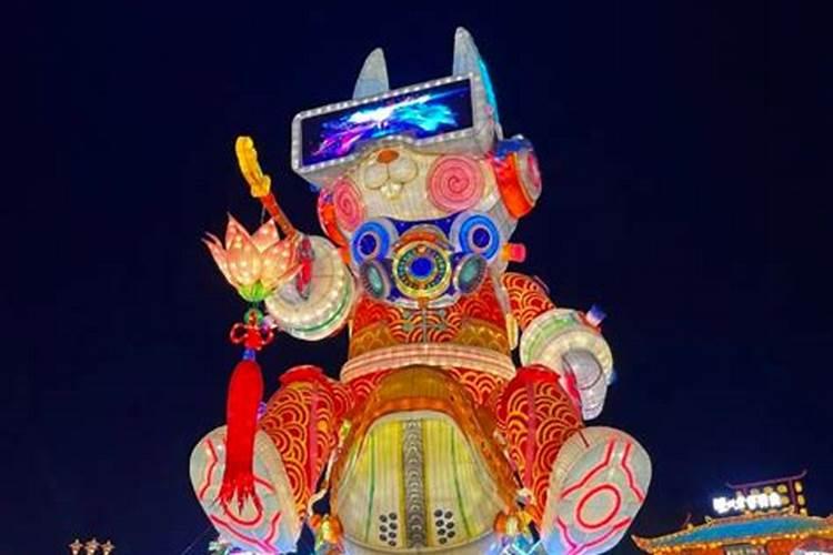 自贡灯会晚上表演几点开始
