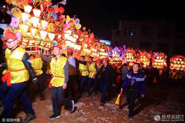 最近经常梦到前任复合