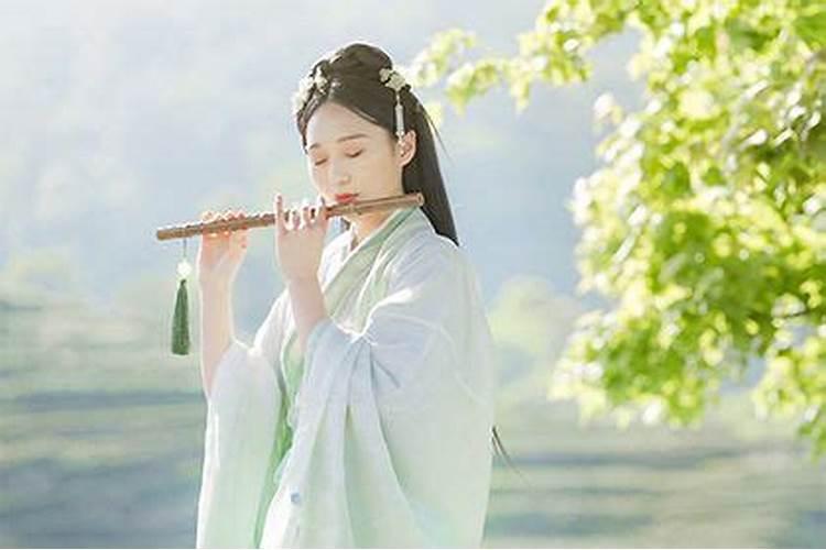 比肩格与七杀格在一起好不好？